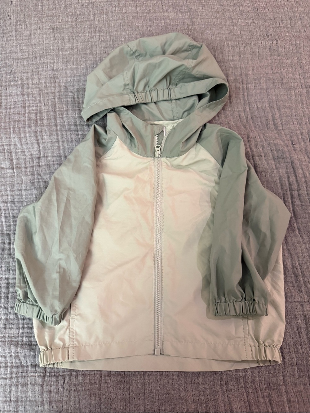 UNIQLO Baby Lightweight Hooded Windbreaker Jacket - Sage Green/Light Cream